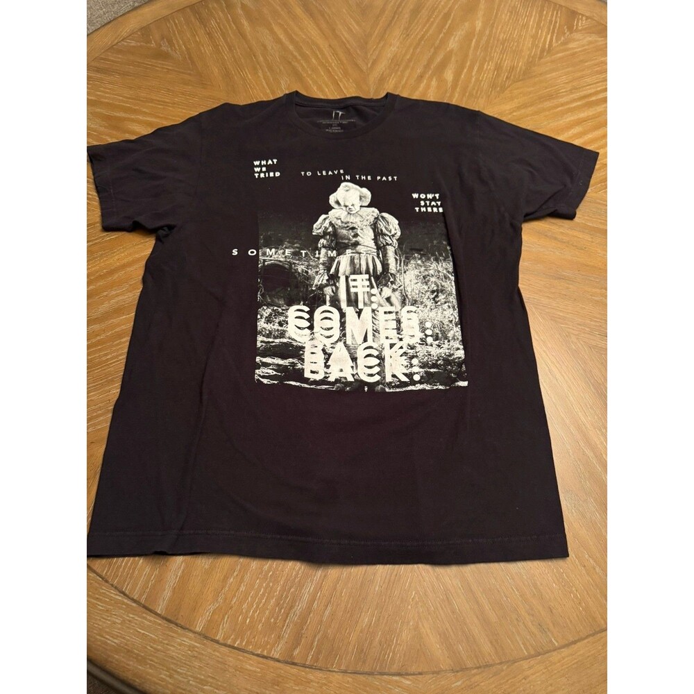 IT Chapter 2 Men’s Graphic T-Shirt - Large - Black/ White - Movie Promo